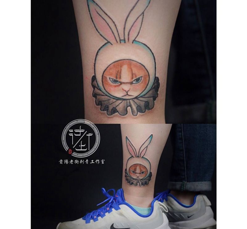 小猫咪纹身图片_脚部New School猫纹身图案
