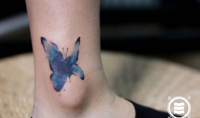 遮盖纹身图片_腿部水墨纹身图案