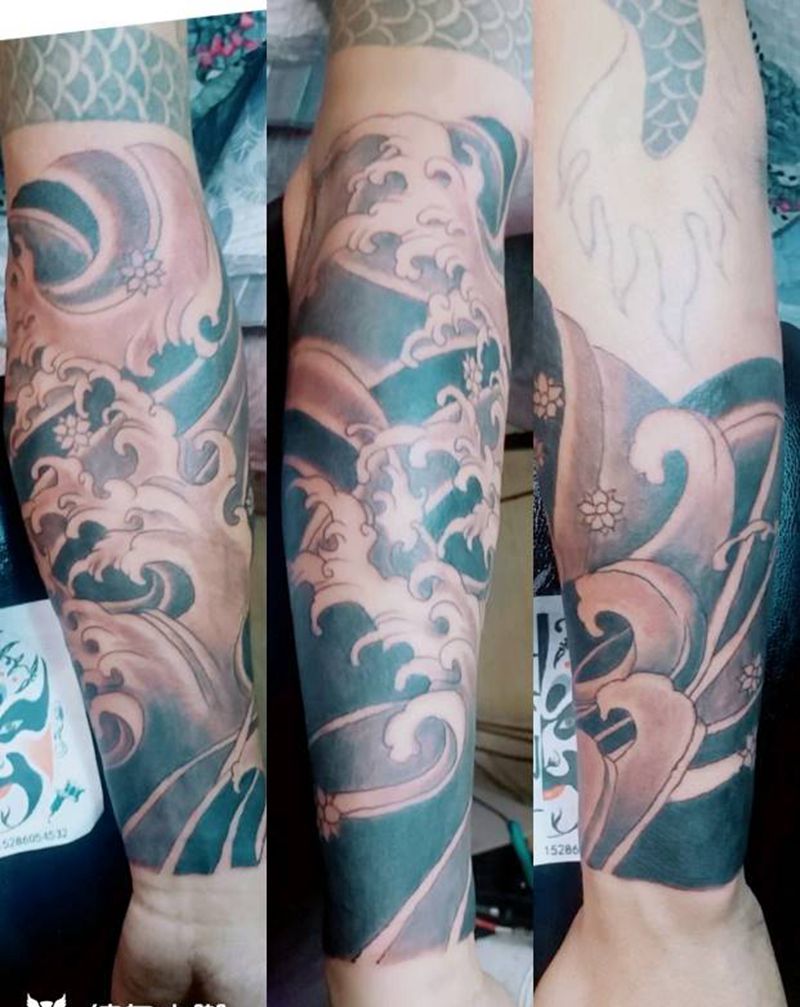 水浪包小臂纹身图片