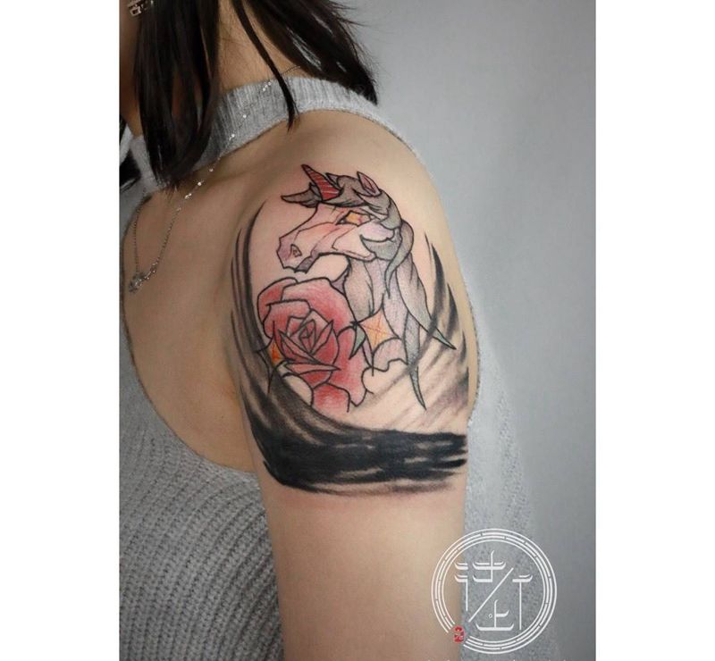 独角兽纹身图片_手臂水彩水墨独角兽纹身图案