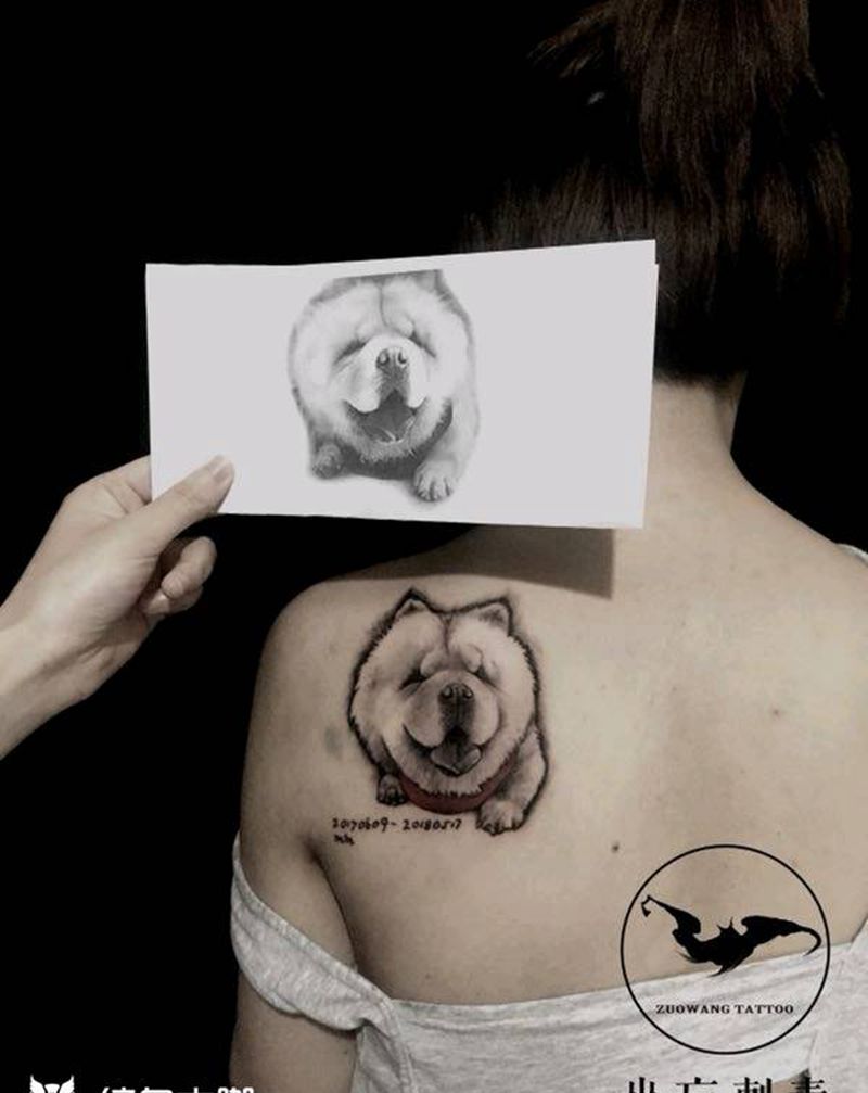 小狗肖像纹身图片_肩部欧美写实纹身图案