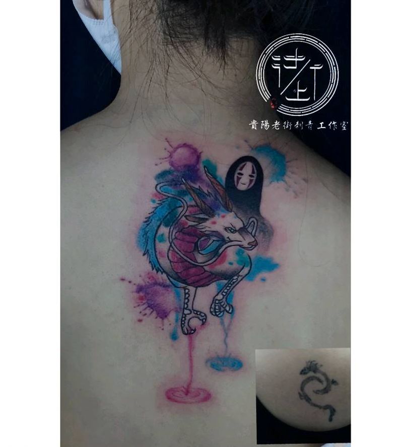 小白龙千与千寻纹身图片_背部水彩纹身图案