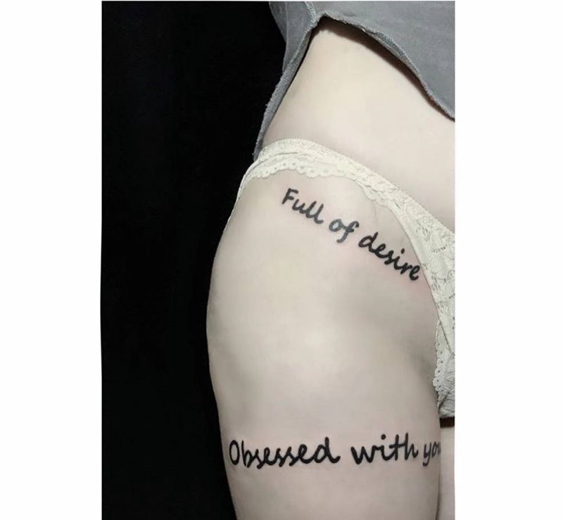 着迷于你，满身欲望纹身图片_英文纹身图案