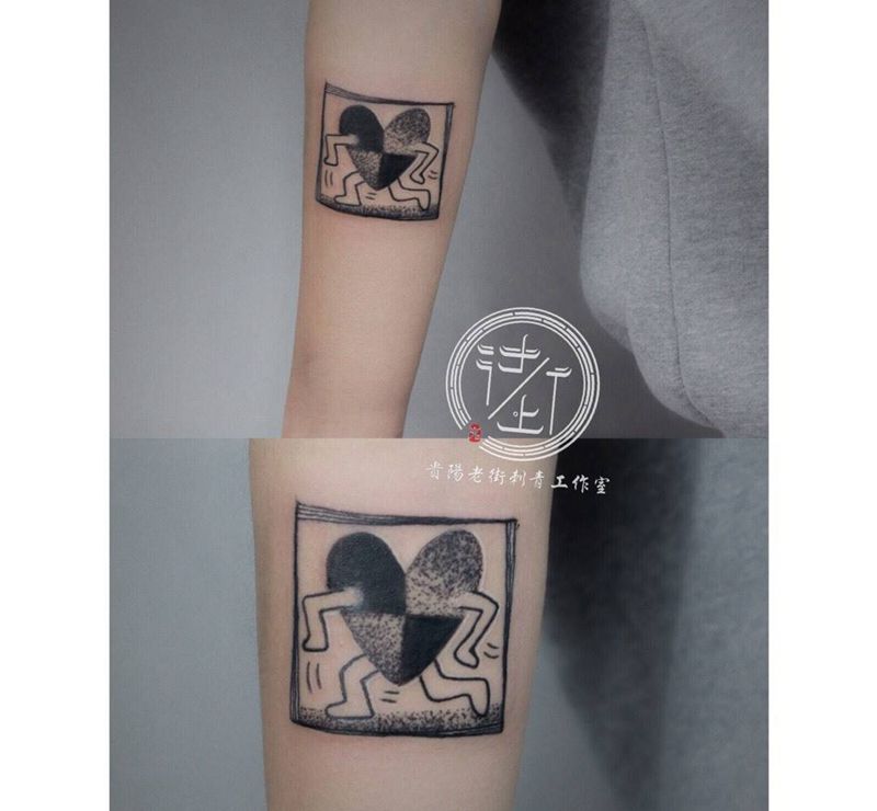 权志龙同款纹身图片_手部Old School权志龙纹身图案
