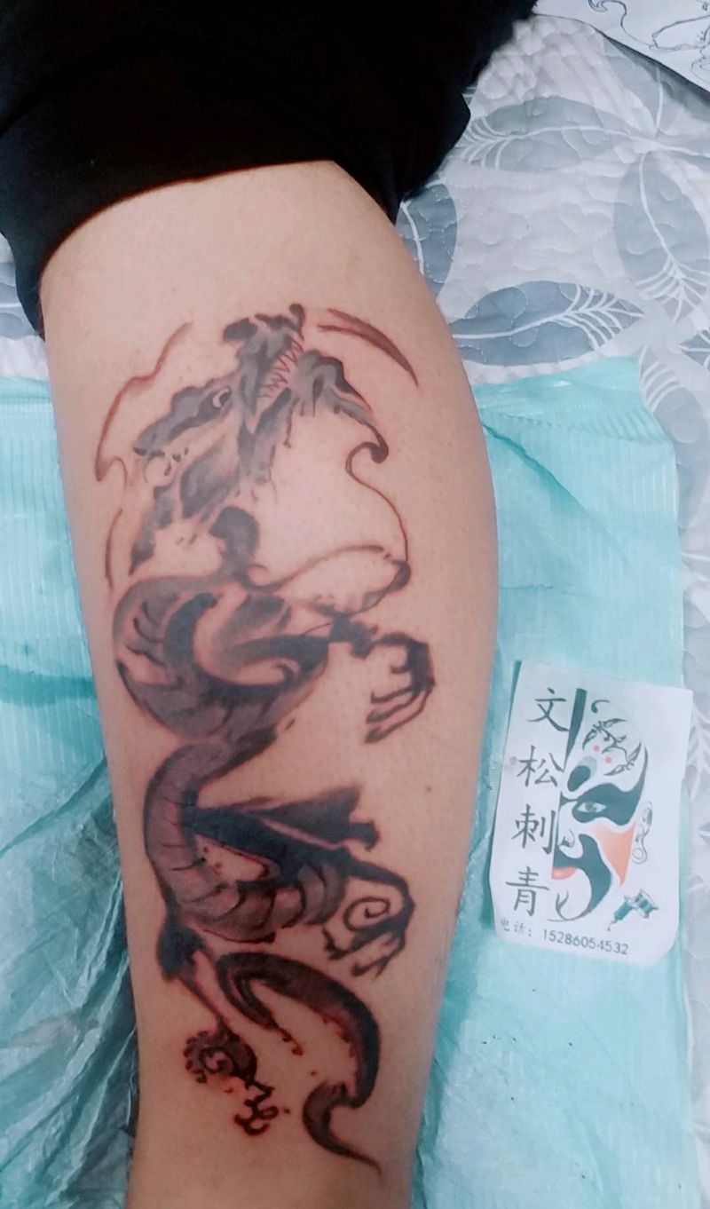 水墨之龙纹身图片