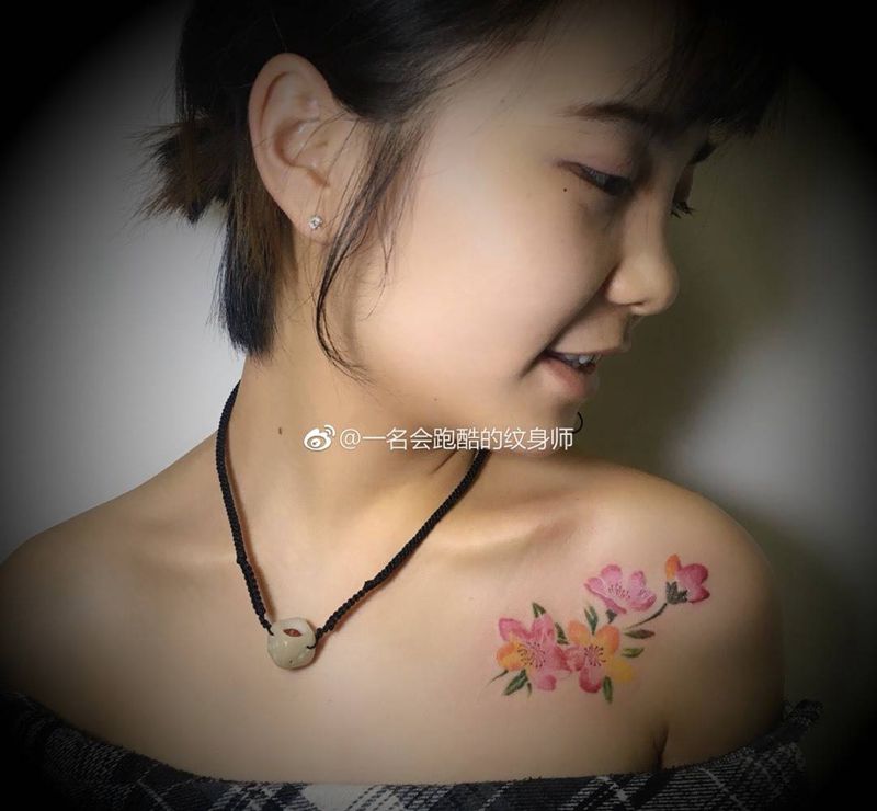 写实花花纹身图片