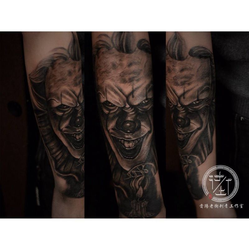 小丑（未完成）纹身图片_手臂欧美写实小丑纹身图案