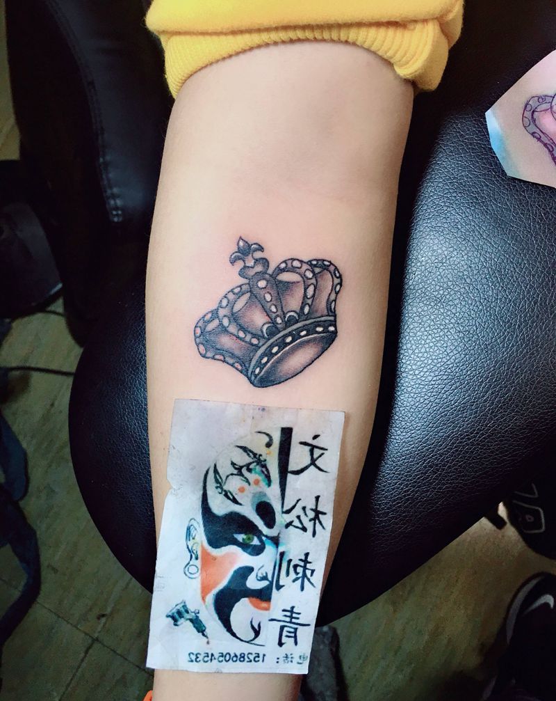 小皇冠纹身图片