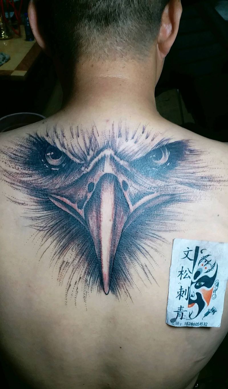 老鹰霸气纹身图片