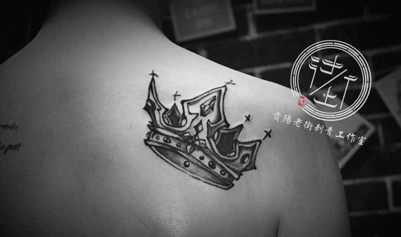 皇冠纹身图片