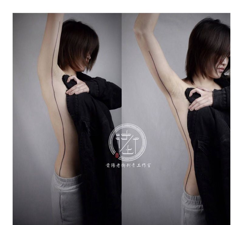 直线纹身图片_胸部腰部几何直线纹身图案