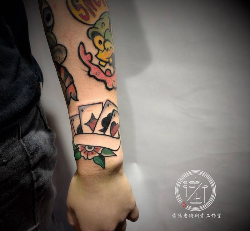 old school纹身图片_手臂Old School纹身图案