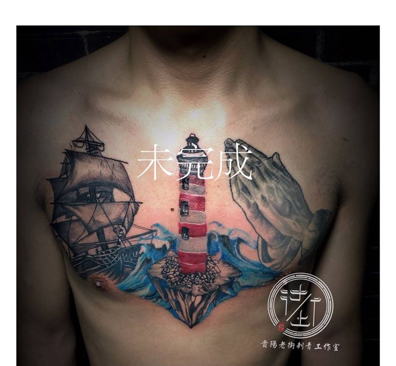 花胸未完成纹身图片_胸部欧美写实花胸纹身图案