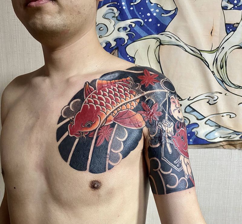 老传统半甲纹身图片_胸部手臂老传统纹身图案