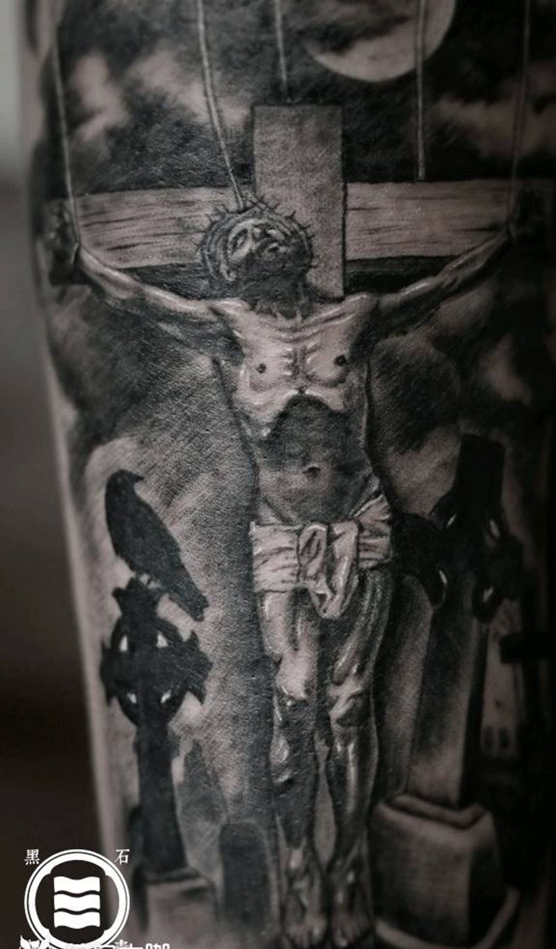 耶稣纹身图片_手臂欧美写实纹身图案