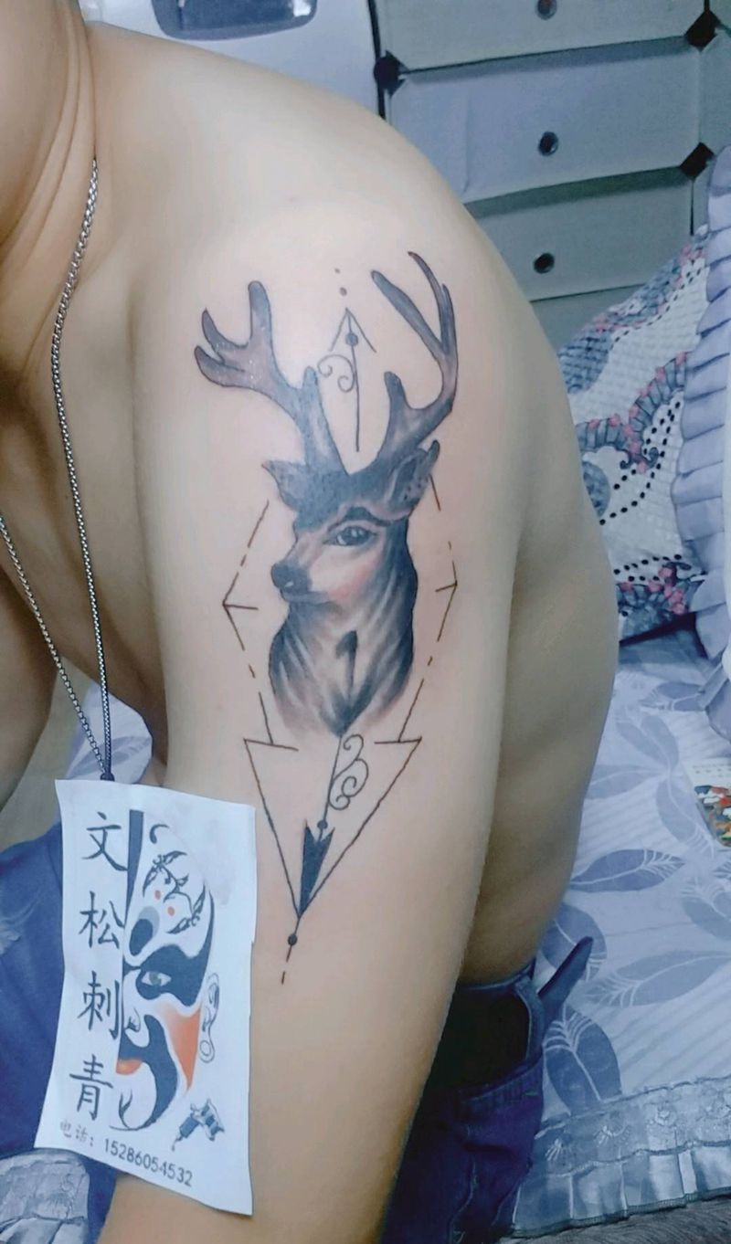 鹿头纹身图片