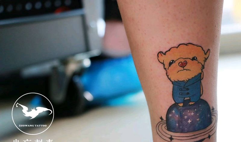 卡通小狗纹身图片_腿部New School纹身图案