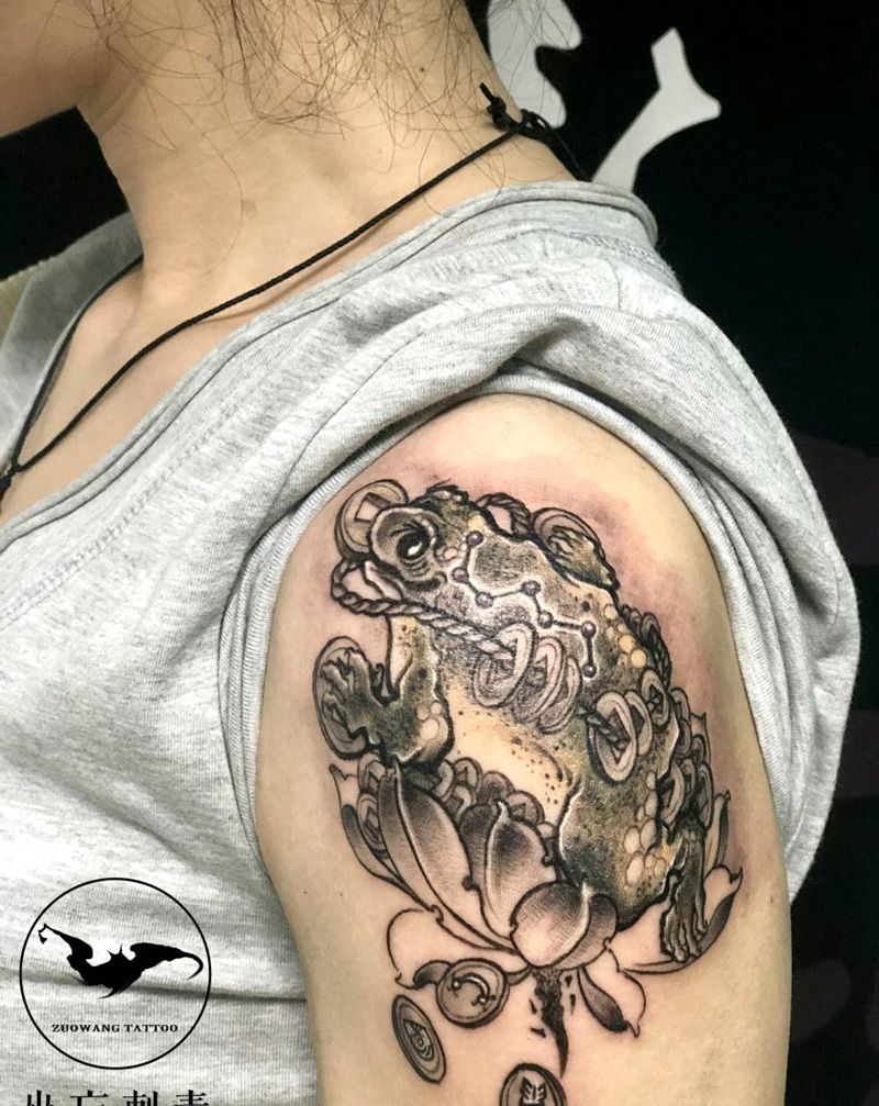 金蟾纹身图片_手臂新传统纹身图案