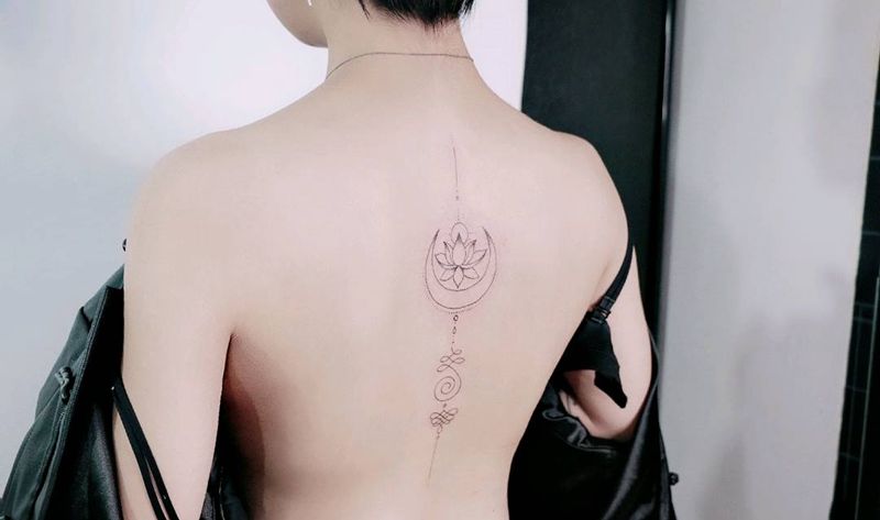 海娜纹身图片_背部图腾纹身图案