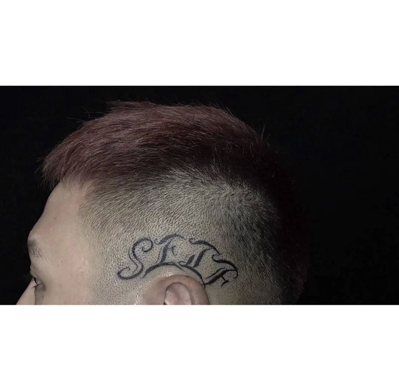 爆头纹身图片_花体字纹身图案