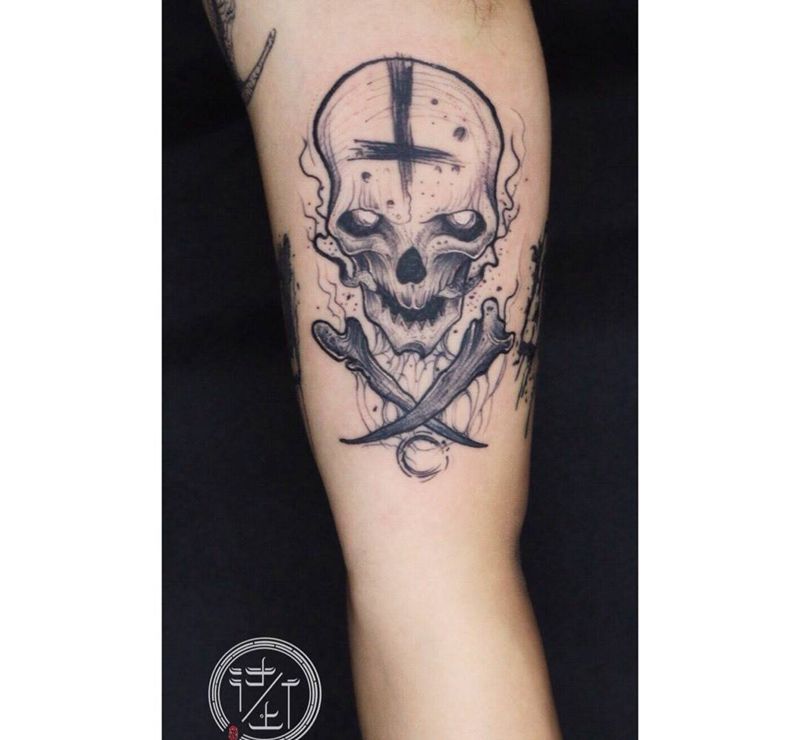 骷髅头纹身图片_成品颈部手臂贵阳鬼神纹身图案