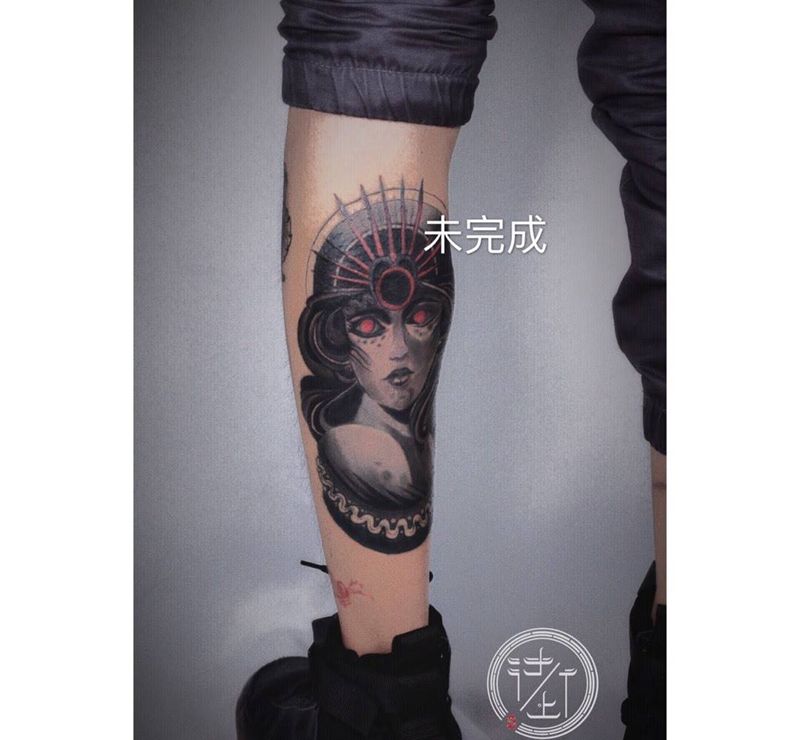 翔子作品，美杜莎未完成。纹身图片