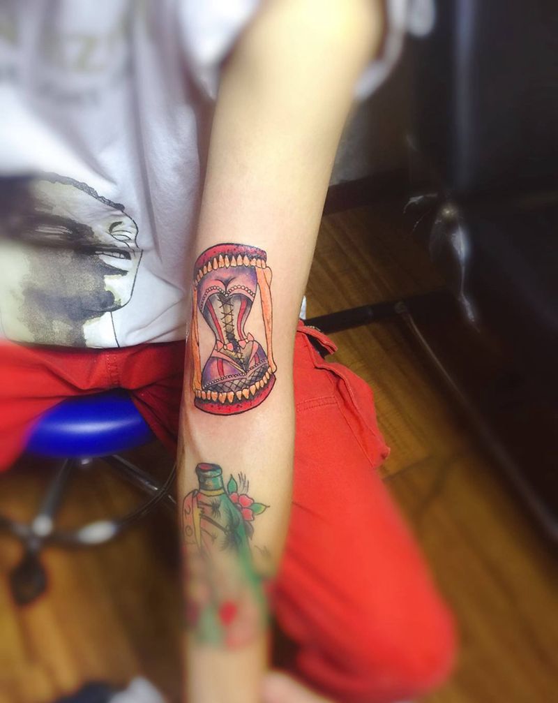 花臂拼接纹身图片