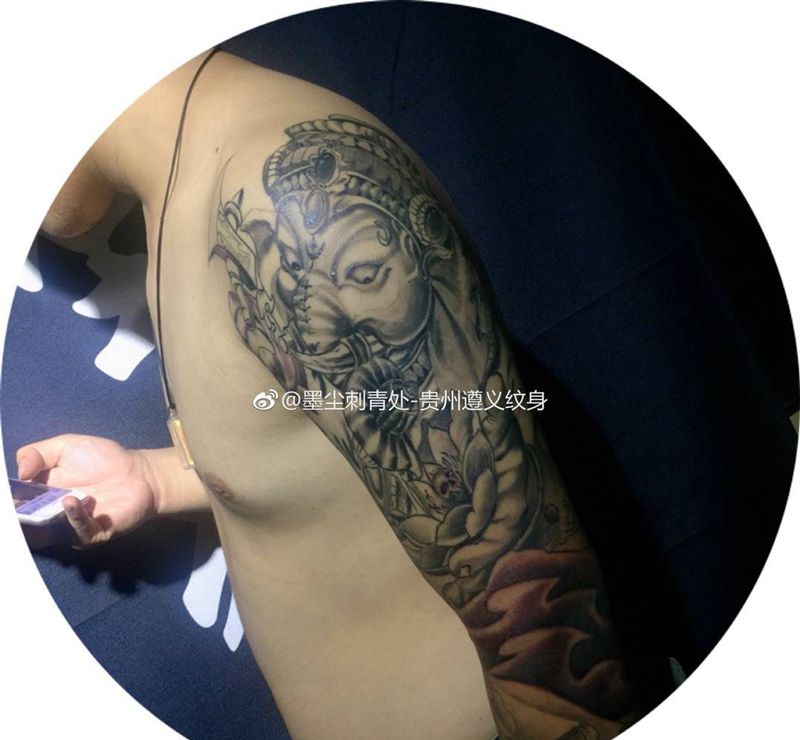 包大臂纹身图片_成品手臂传统动物宗教鬼神纹身图案