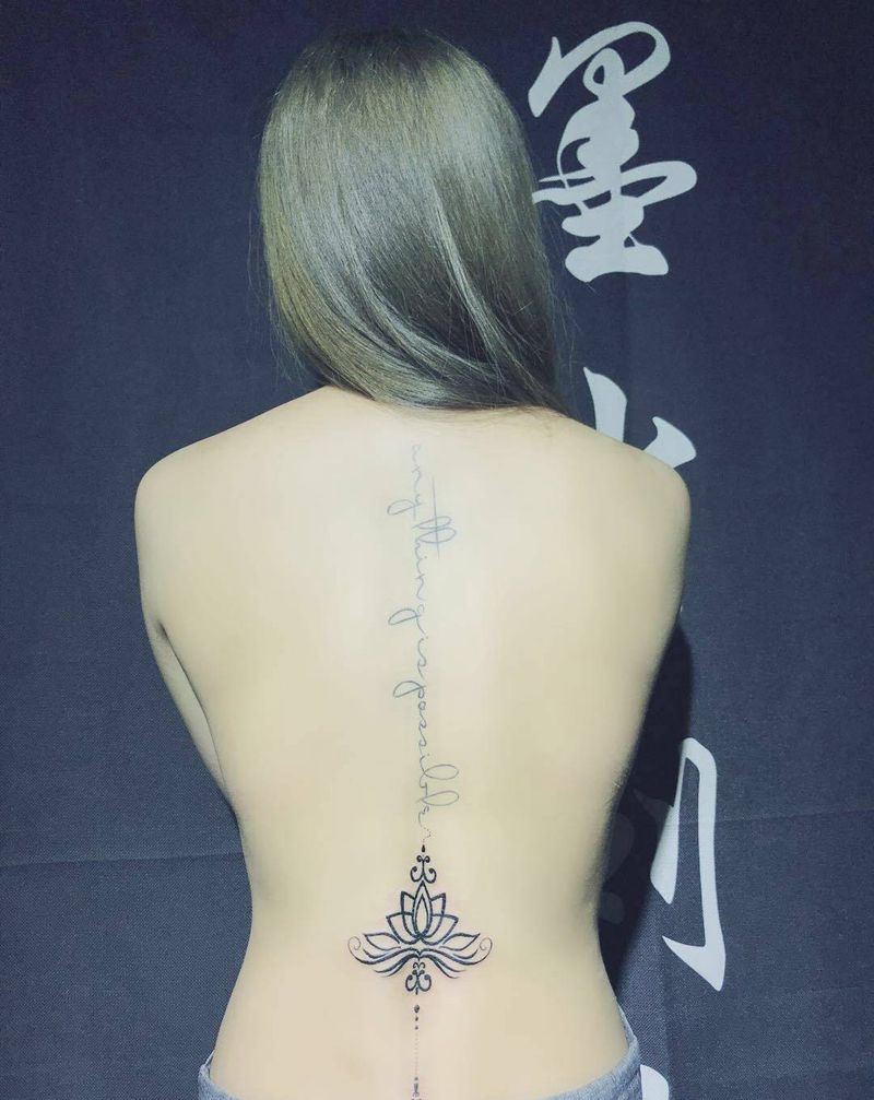 美女梵花纹身图片_成品背部腰部欧美清新几何字符原创纹身图案
