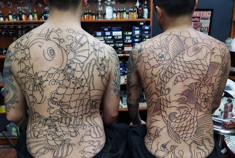 两个满背未完成纹身图片_老传统新老传统纹身图案