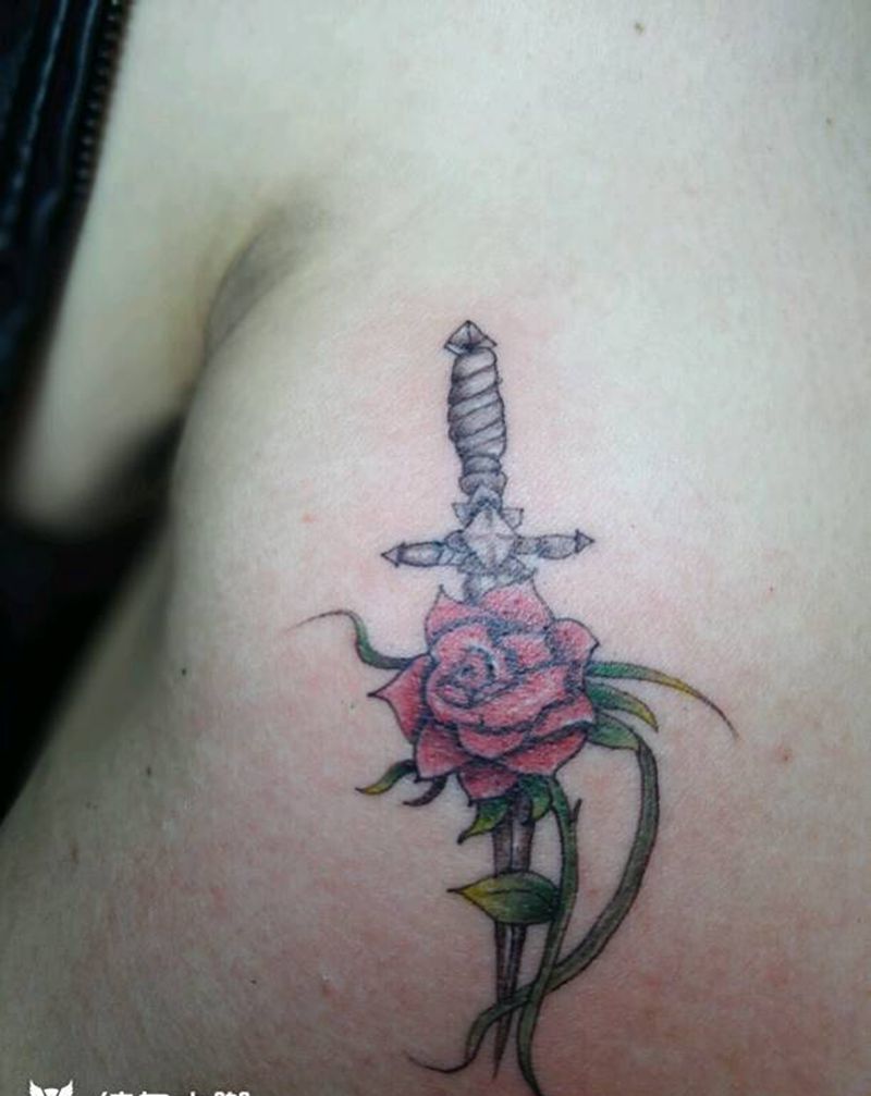 蔷薇花纹身图片