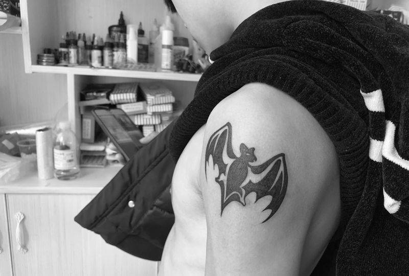 蝙蝠、覆盖小纹身纹身图片_手臂纹身图案