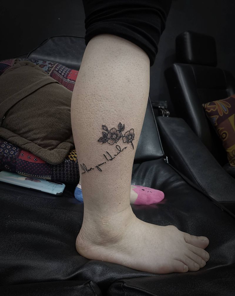 花文纹身图片_字母纹身图案