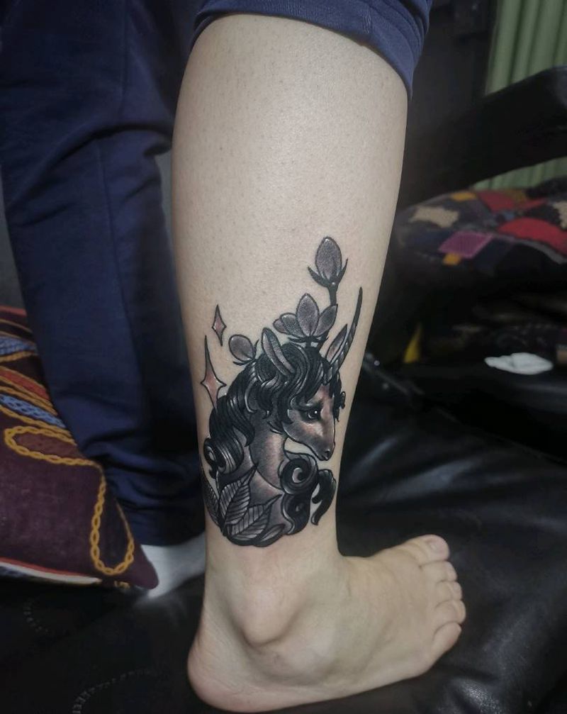 小马纹身图片_school纹身图案