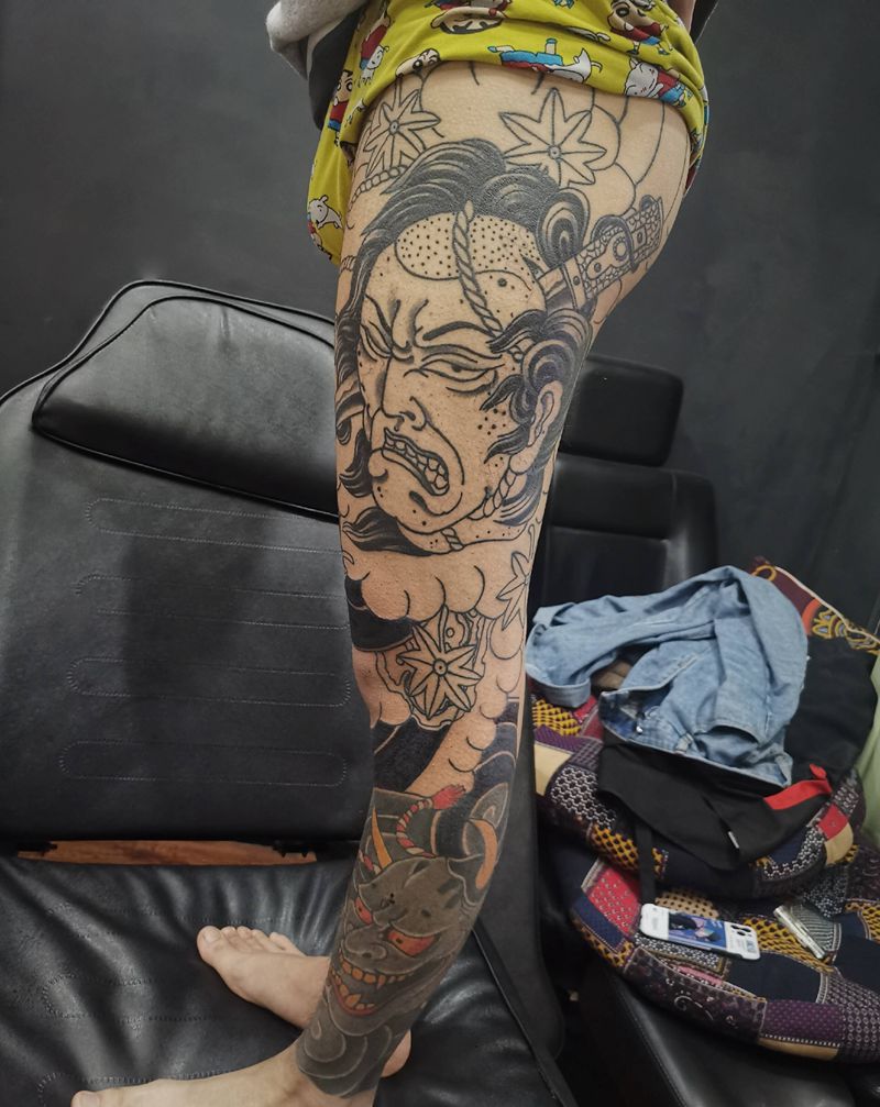 包小腿接成花腿未完成下次继续纹身图片_老传统纹身图案
