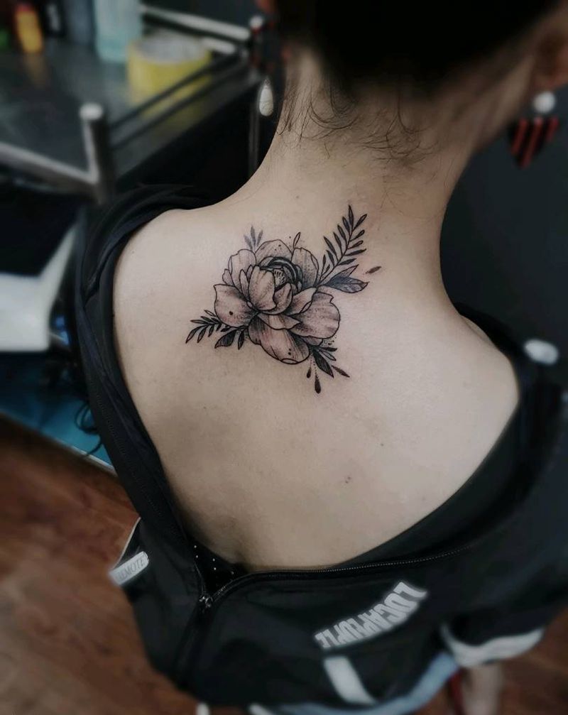 小花纹身图片_点刺纹身图案