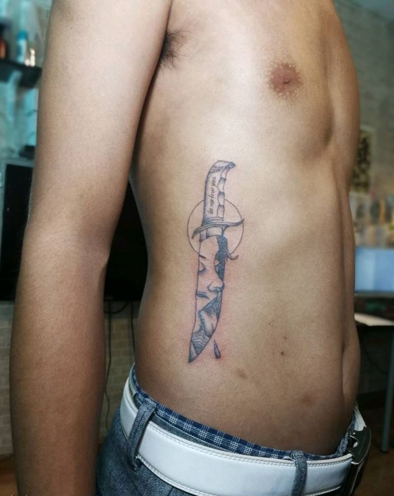 美人刀纹身图片