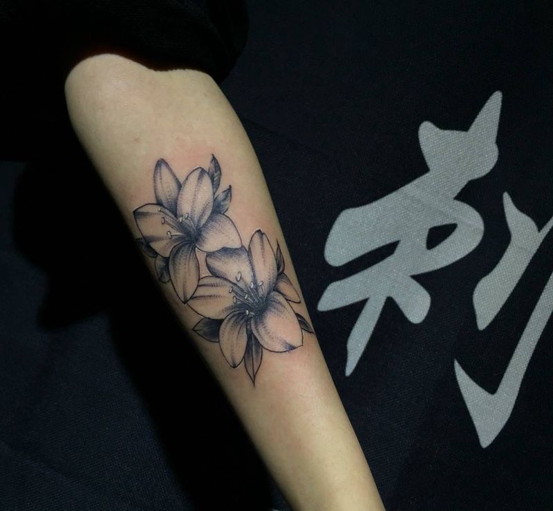 素花 百合纹身图片_成品手稿插画手臂清新原创植物纹身图案