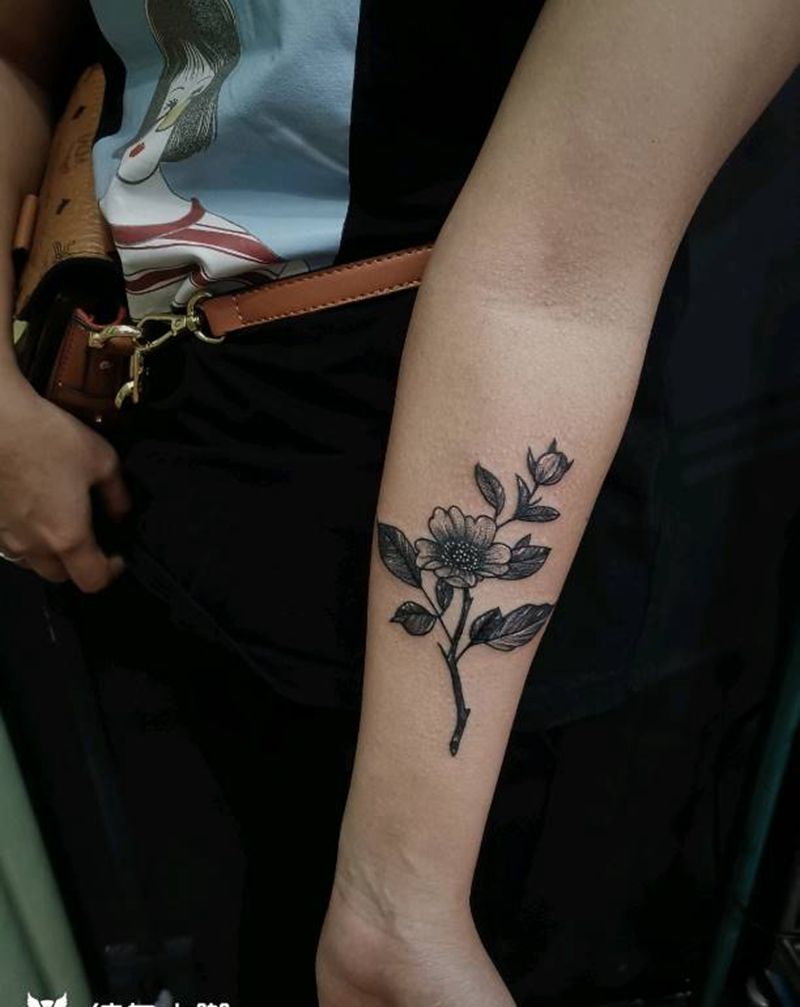 小花纹身图片_点刺纹身图案