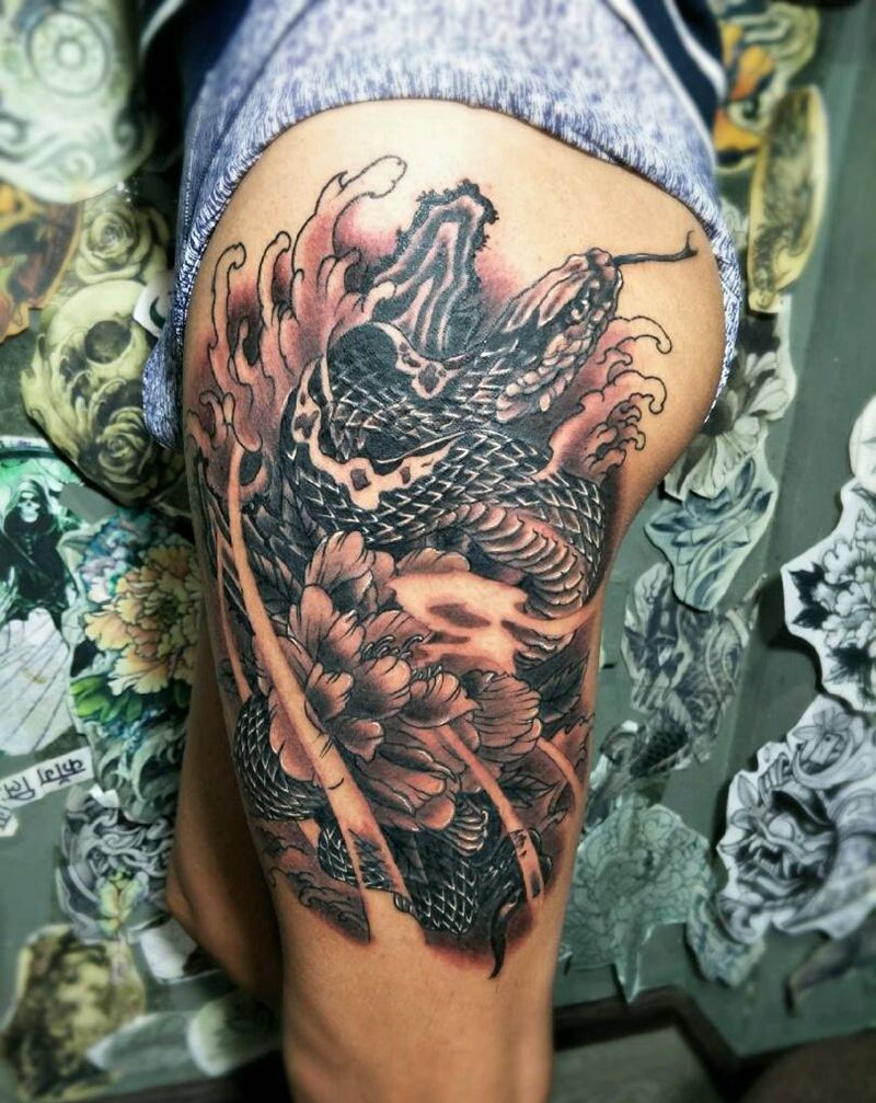 给帅哥打造的蛇纹身图片