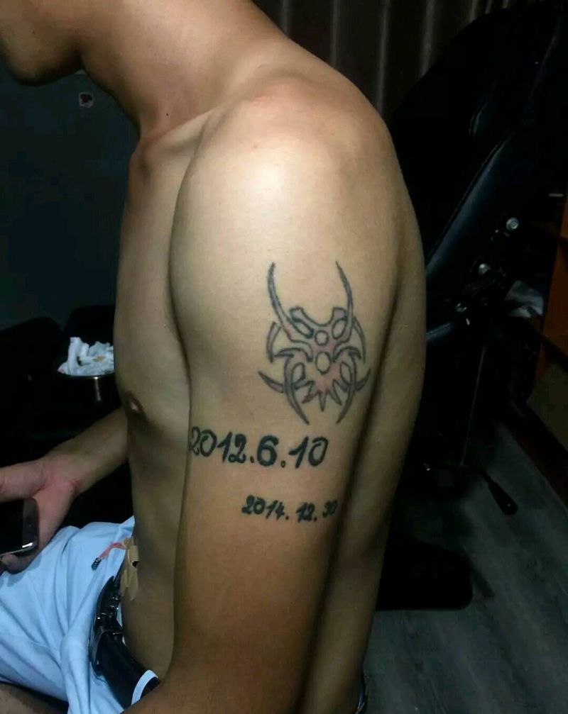 遮盖用秃鹫对付纹身图片