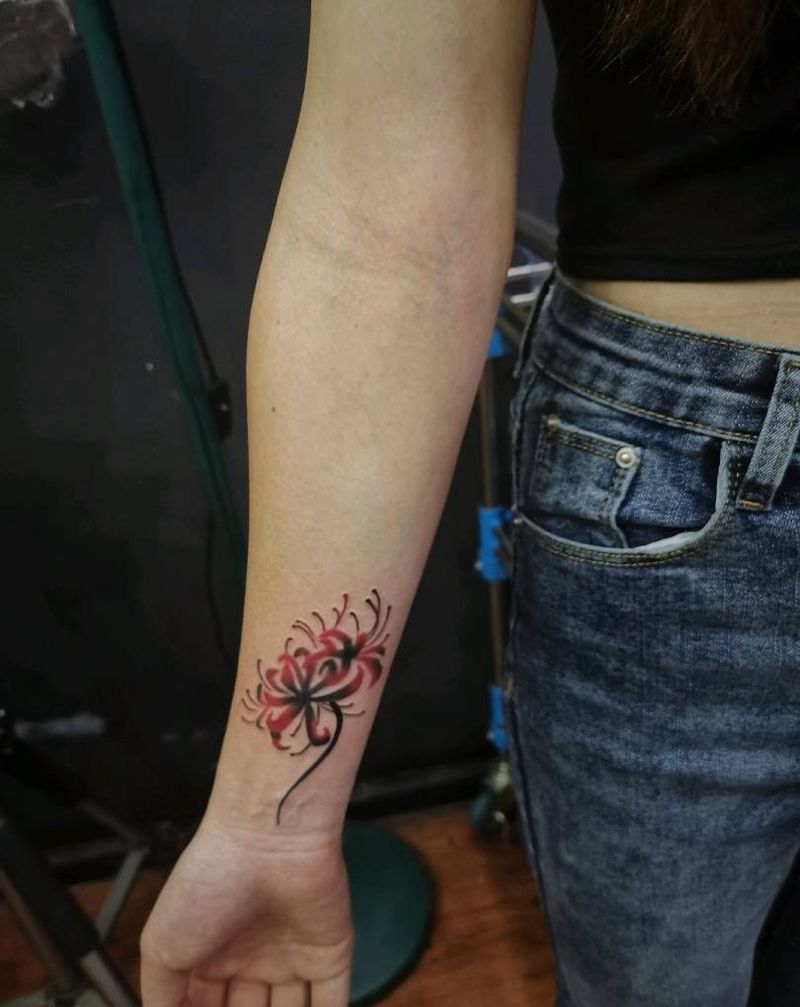 彼岸花纹身图片_水彩纹身图案