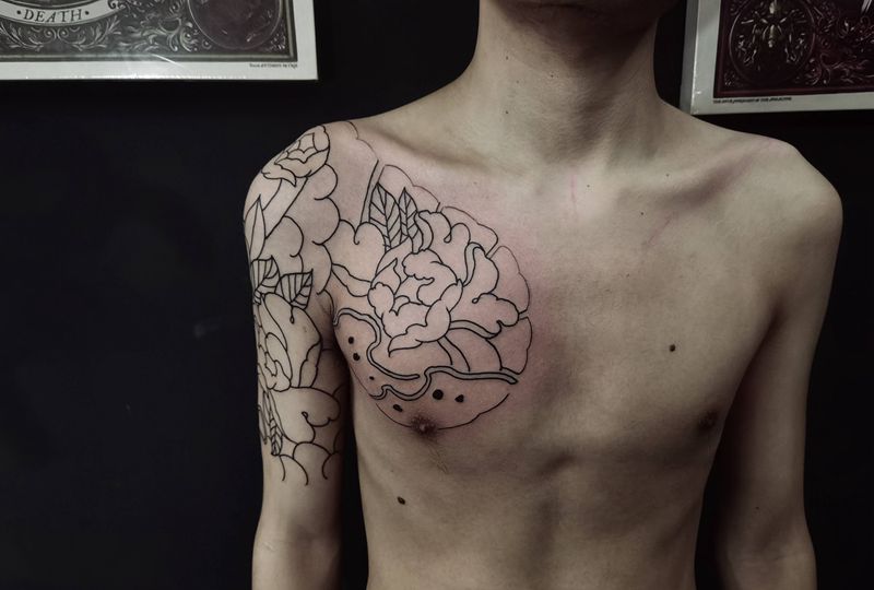 老传统半甲纹身图片_胸部手臂老传统纹身图案