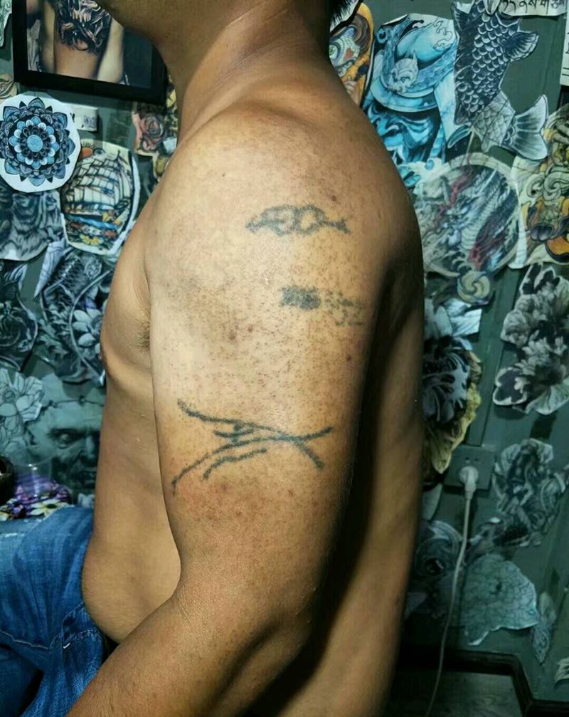 遮盖失败纹身用麒麟对付纹身图片