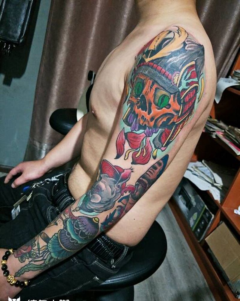 欧彩花臂纹身图片