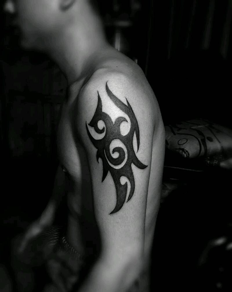 图腾纹身图片_手臂欧美图腾成品纹身图案