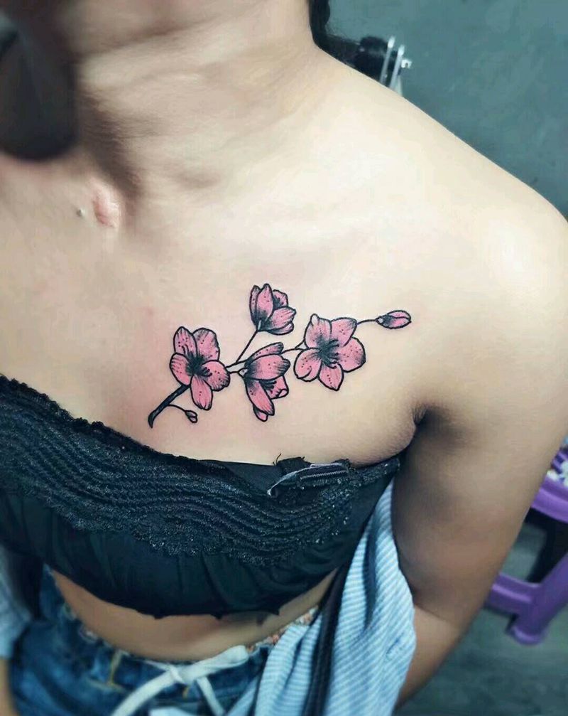 个性桃花纹身图片