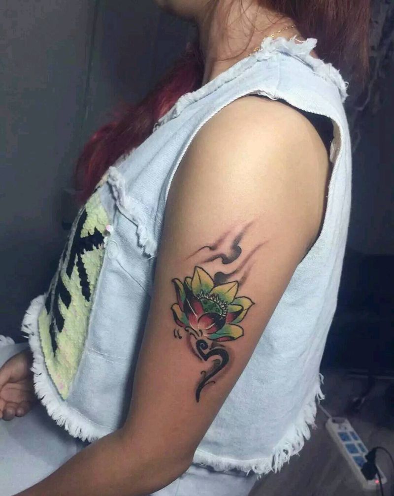 荷花纹身图片