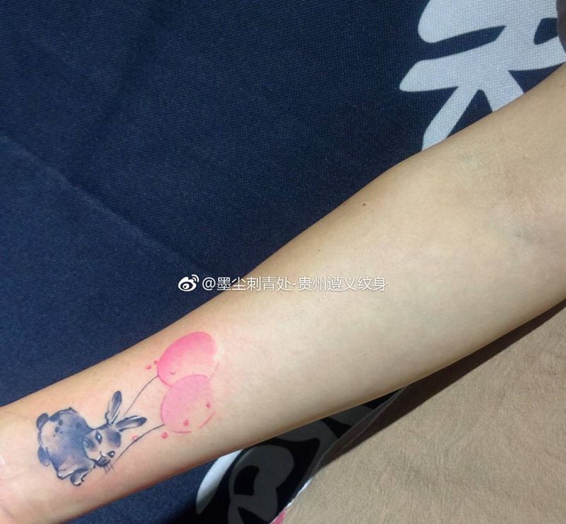水墨 小灰兔纹身图片_手稿成品手臂手部清新国画动物原创纹身图案