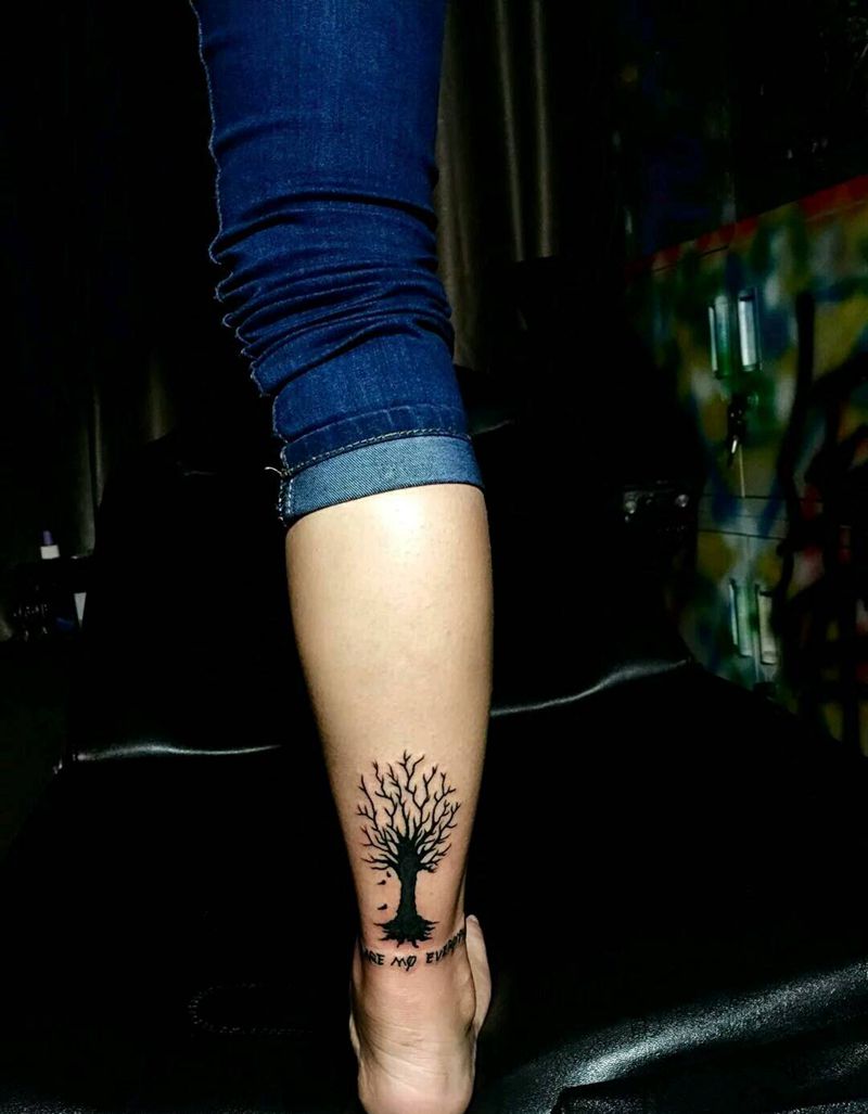 战记小树纹身图片_腿部习俗植物成品纹身图案